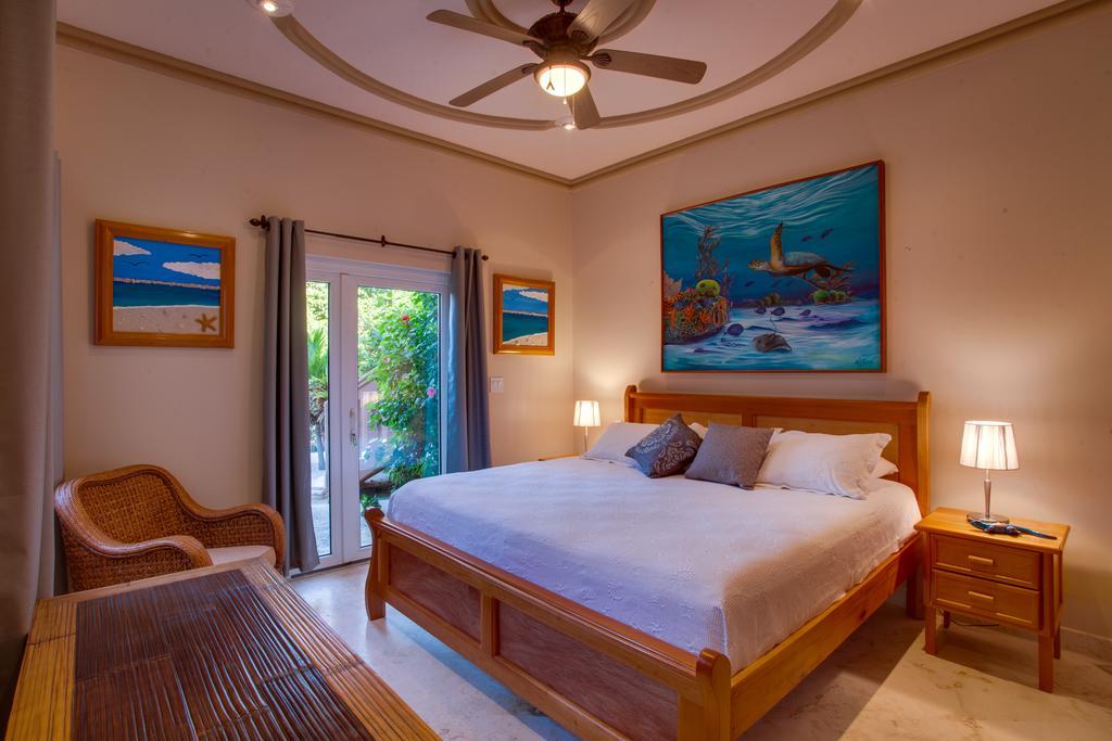 Belizean Cove Estates Luxury Beachfront Villa San Pedro  Bagian luar foto